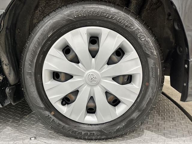 Toyota VOXY 2016-11 13209-13