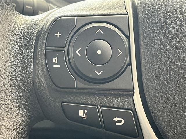 Toyota VOXY 2016-11 13209-29
