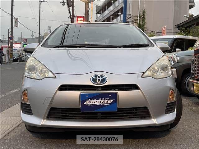 Toyota AQUA 2012-09 292323-1