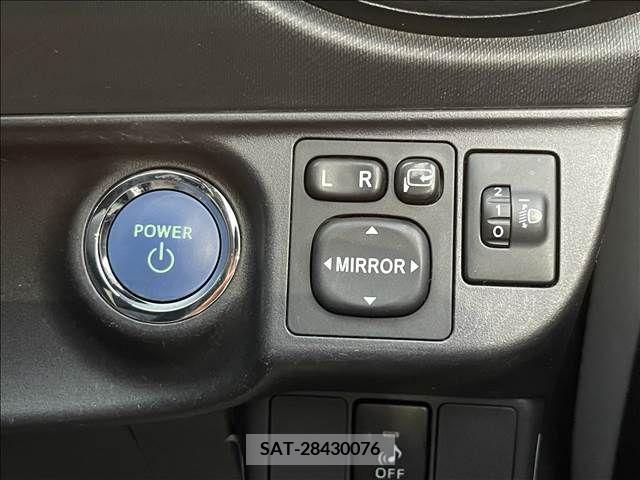 Toyota AQUA 2012-09 292323-7