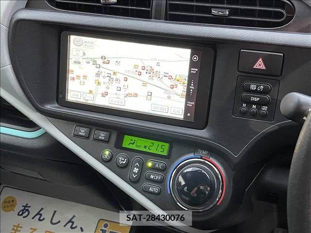 Toyota AQUA 2012-09 292323-9