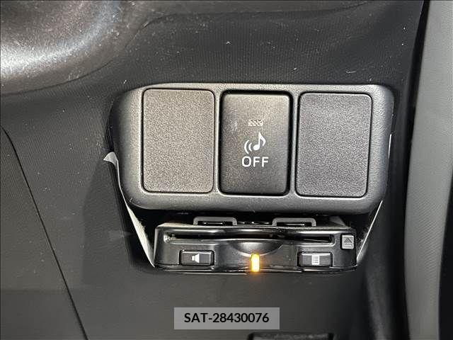 Toyota AQUA 2012-09 292323-10