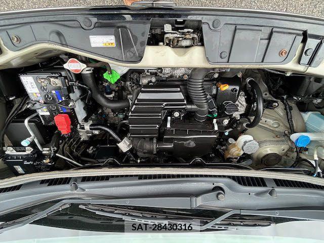 Suzuki WAGON R 2018-11 214778-27