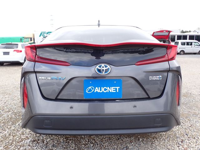 Toyota PRIUS PHV 2018-10 196167-3