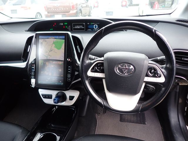 Toyota PRIUS PHV 2018-10 196167-13