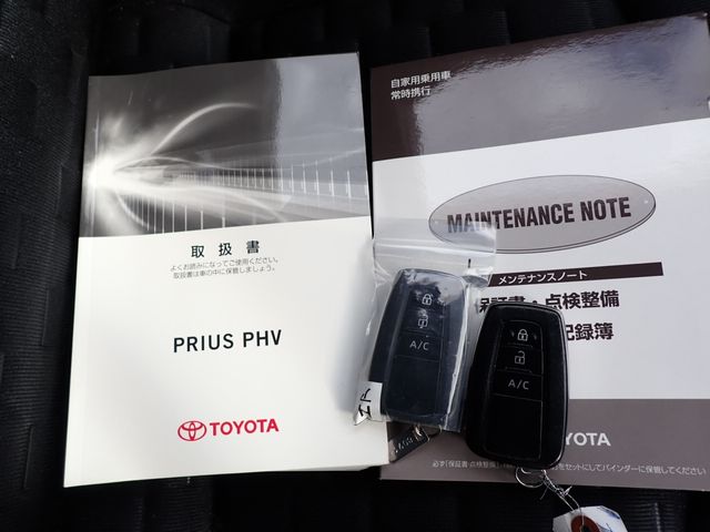 Toyota PRIUS PHV 2018-10 196167-23