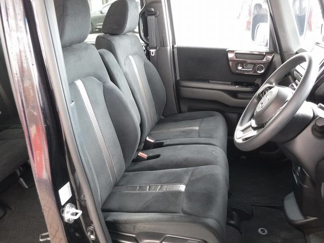 Honda N BOX CUSTOM 2019-04 188295-10
