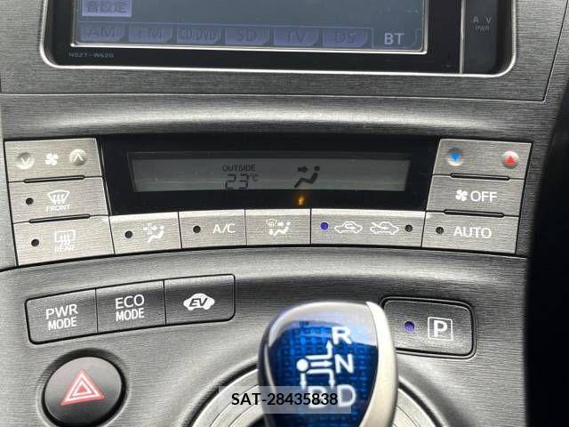 Toyota PRIUS 2013-07 385840-5