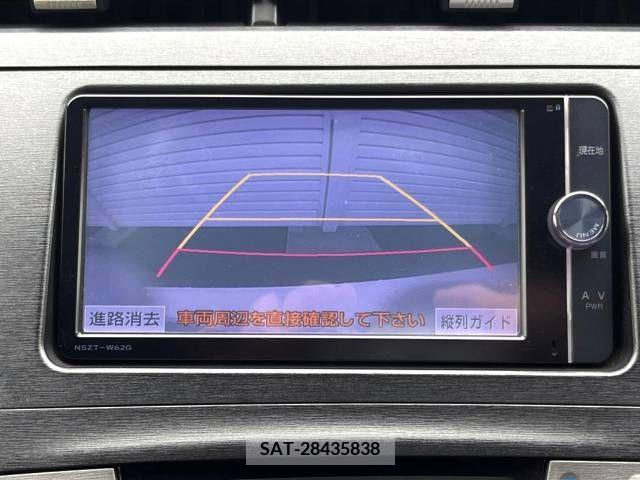 Toyota PRIUS 2013-07 385840-3