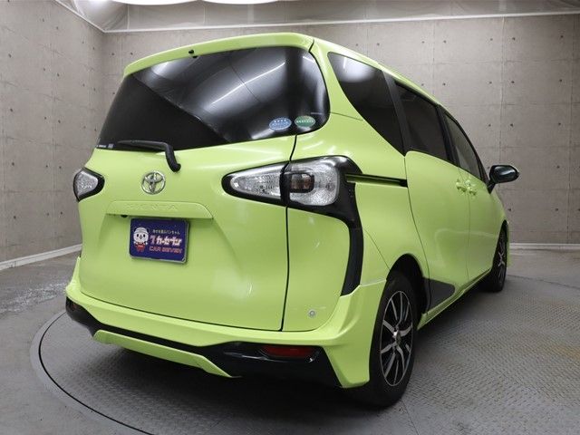 Toyota SIENTA 2015-12 6725-1
