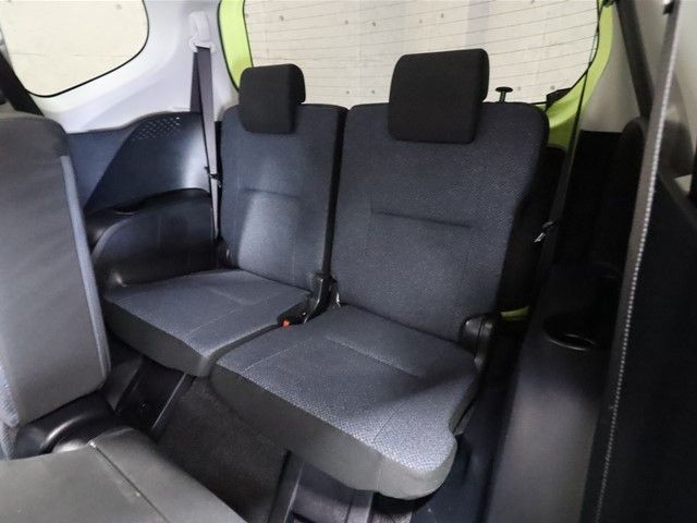 Toyota SIENTA 2015-12 6725-7