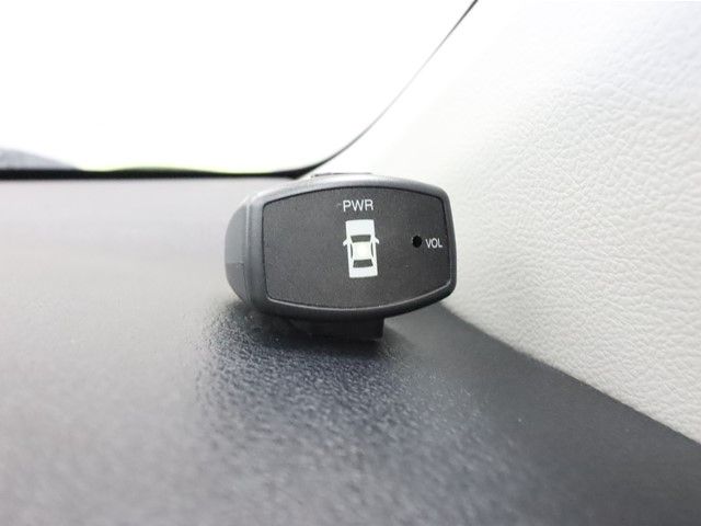 Toyota SIENTA 2015-12 6725-9