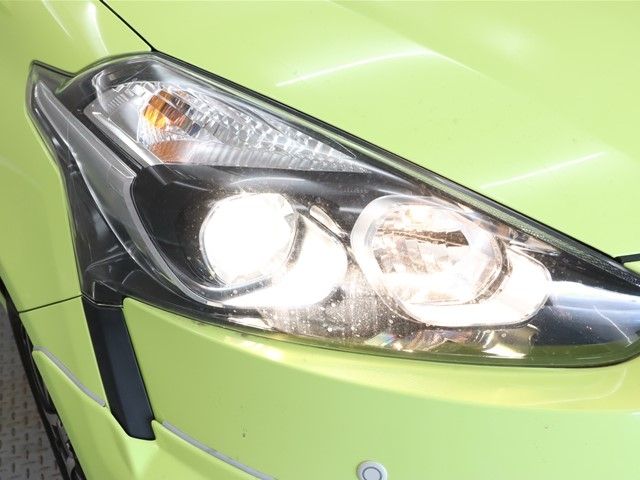 Toyota SIENTA 2015-12 6725-17