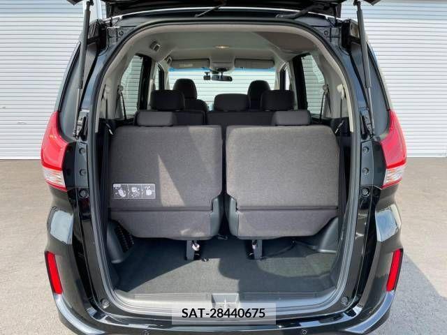 Honda FREED 2022-07 352739-11