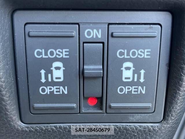 Honda N BOX CUSTOM 2019-06 222792-2