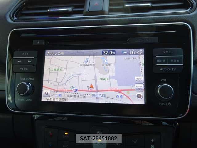 Nissan LEAF 2018-01 230455-12