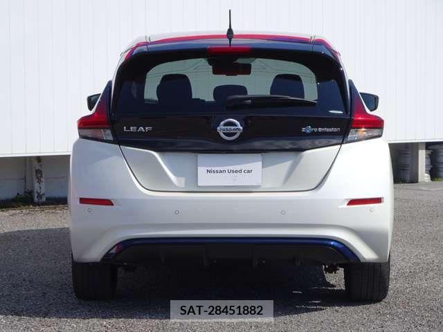 Nissan LEAF 2018-01 230455-5