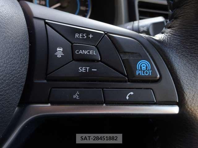 Nissan LEAF 2018-01 230455-16