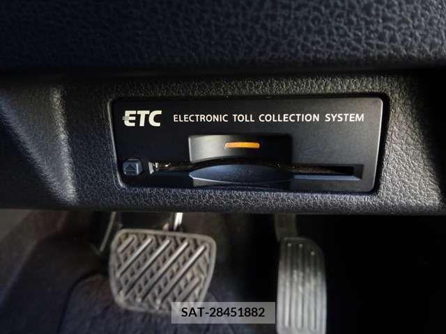Nissan LEAF 2018-01 230455-14