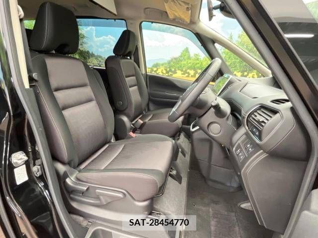 Nissan SERENA 2019-02 216966-8