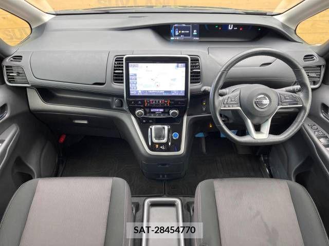 Nissan SERENA 2019-02 216966-1