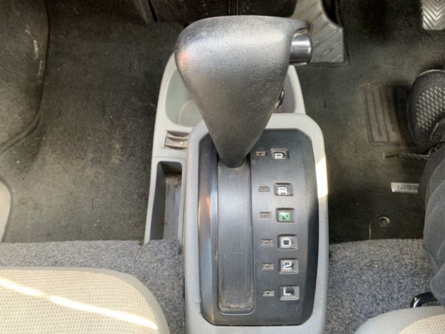 Nissan CLIPPER RIO 2008-08 12428-19