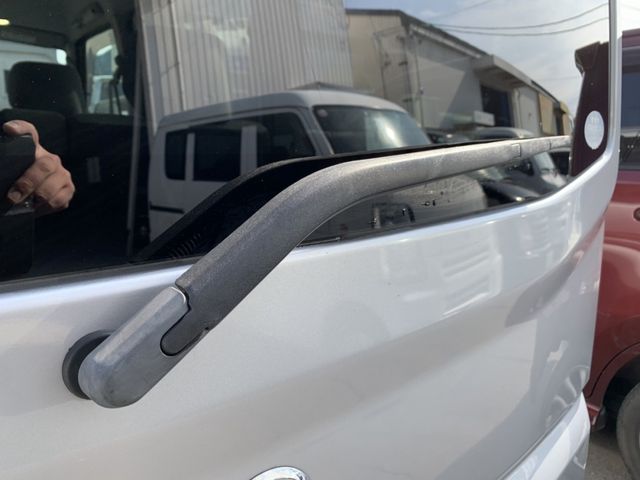 Nissan CLIPPER RIO 2008-08 12428-22