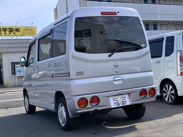 Nissan CLIPPER RIO 2008-08 12428-2