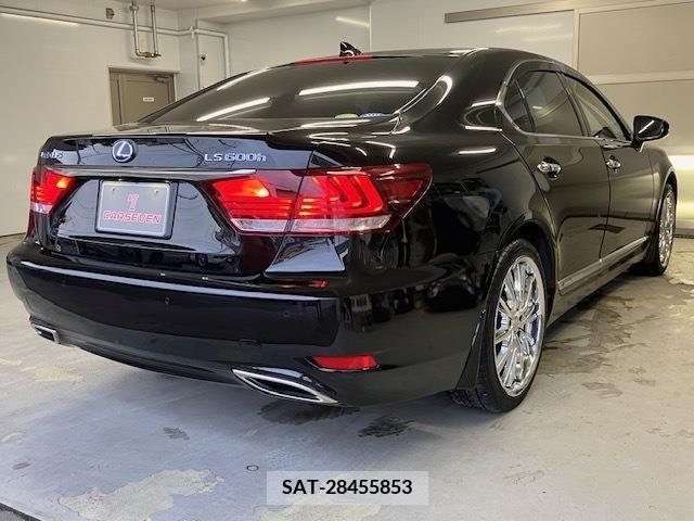 Lexus LS 2015-03 326636-2