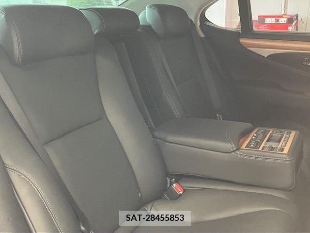 Lexus LS 2015-03 326636-24