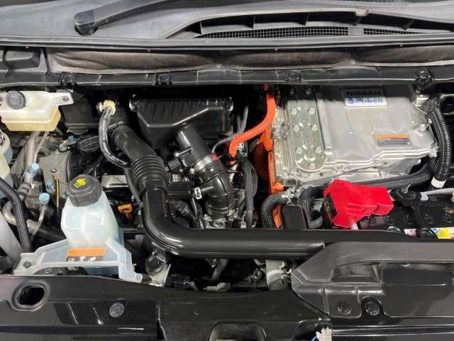 Nissan SERENA 2019-02 12266-19