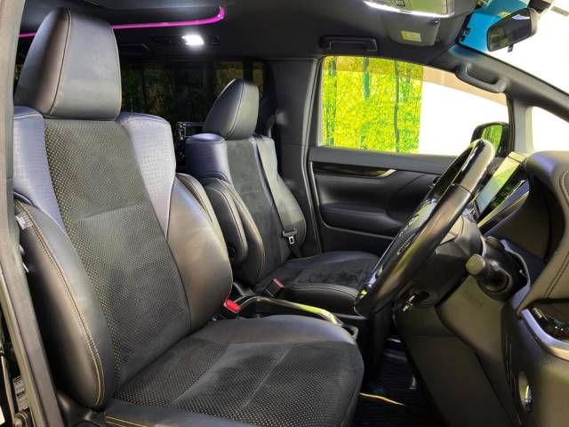 Toyota VELLFIRE 2017-01 181381-8
