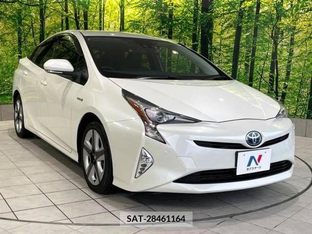Toyota PRIUS 2016-07 380472-16