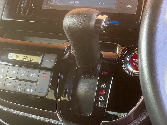 Honda N-WGN 2017-06 10347-19