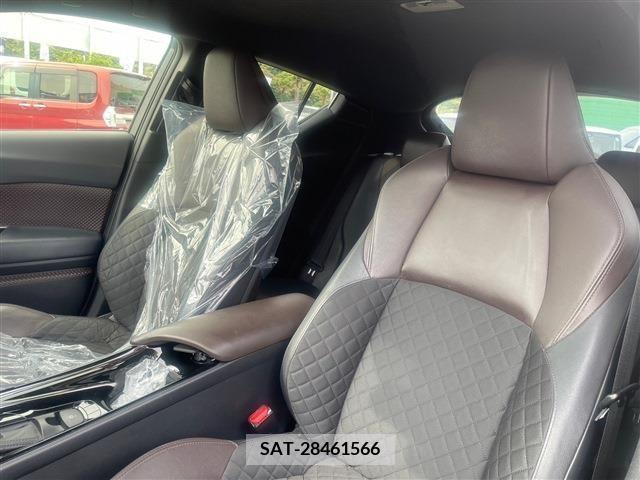 Toyota C-HR 2017-09 265238-2