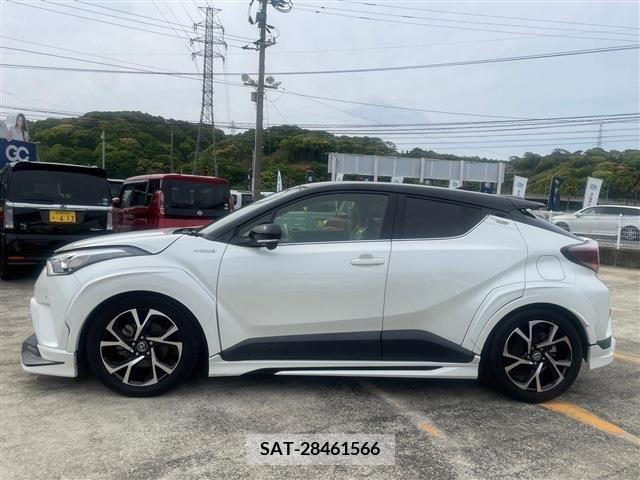 Toyota C-HR 2017-09 265238-9