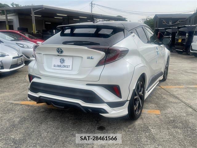 Toyota C-HR 2017-09 265238-12
