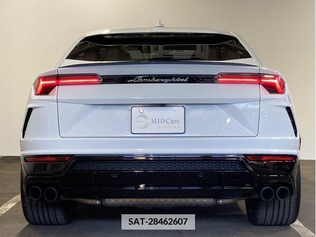 Lamborghini URUS 2021-05 362314-15