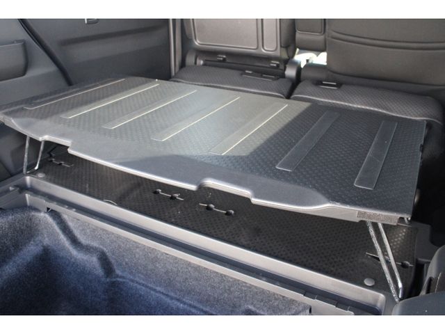 Daihatsu WAKE 2017-02 16872-16