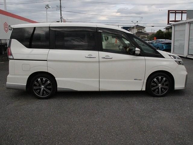 Nissan SERENA 2016-11 24158-8