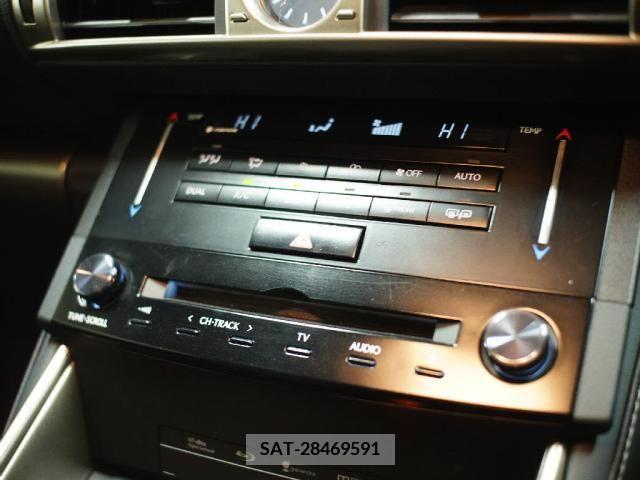 Lexus IS 2014-03 253297-12