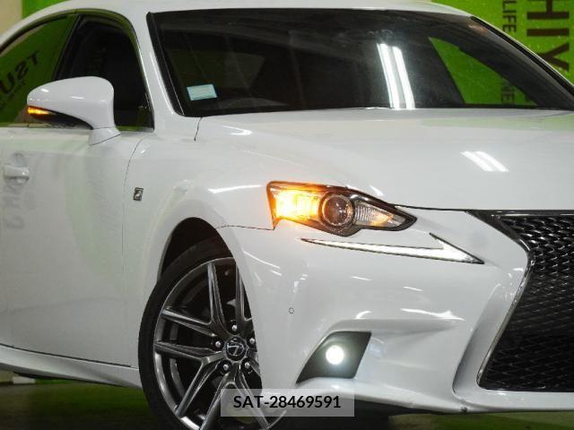 Lexus IS 2014-03 253297-19
