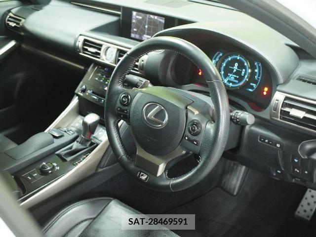 Lexus IS 2014-03 253297-2