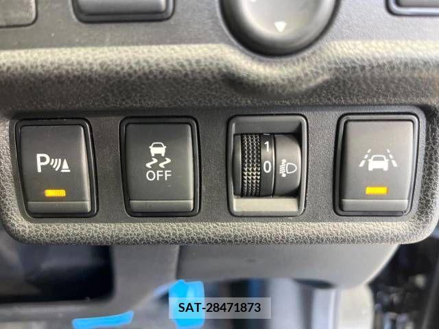 Nissan NOTE 2019-03 247824-5