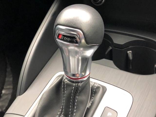Audi S3 2019-02 27667-11