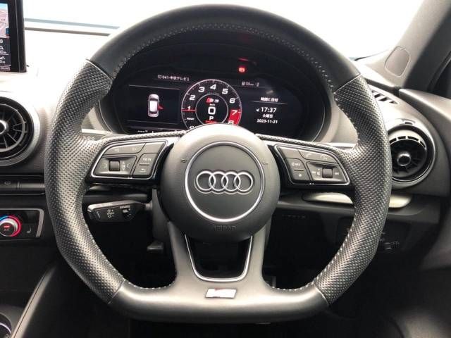 Audi S3 2019-02 27667-10
