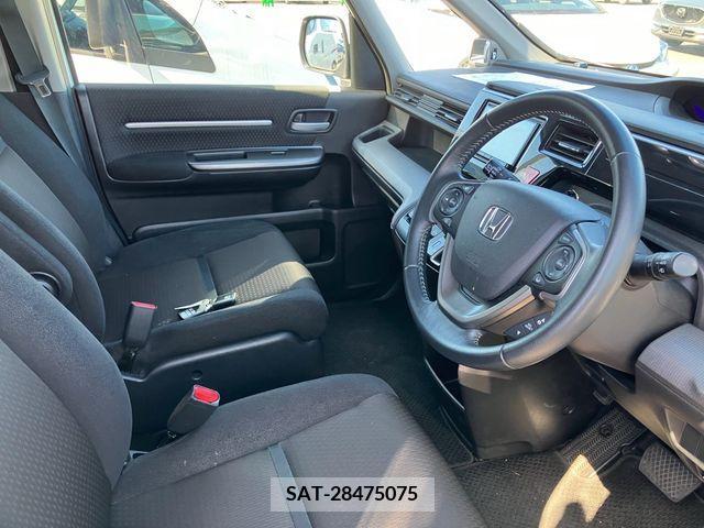 Honda e 2021-05 332221-9