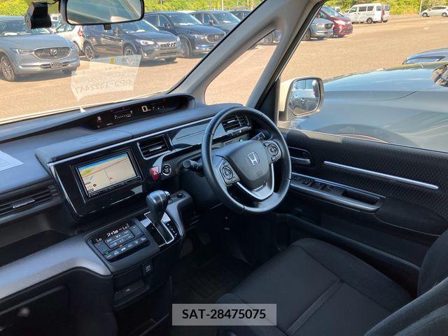 Honda e 2021-05 332221-1