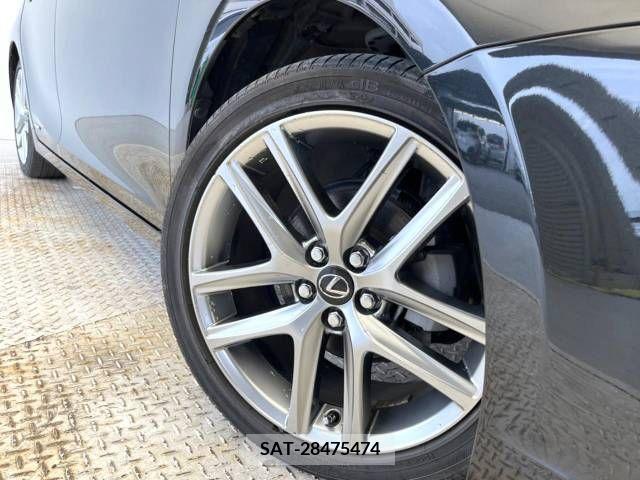 Lexus CT 2017-08 353906-13