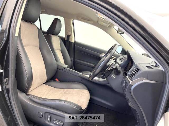 Lexus CT 2017-08 353906-8